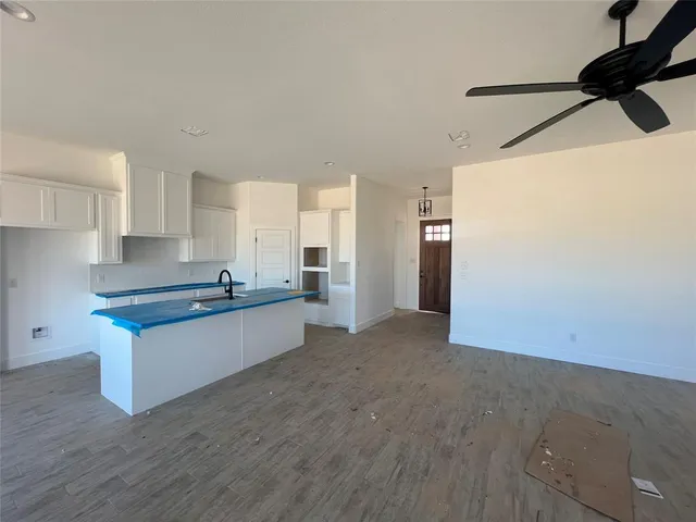 $469,900 | 113 Cattleman Drive, Poolville, TX 76487