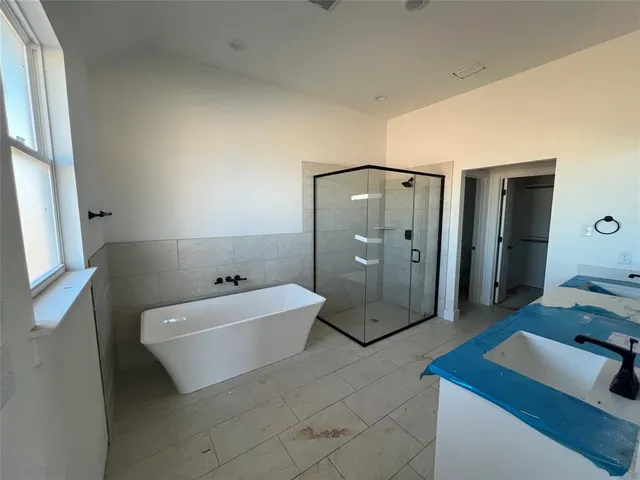 $469,900 | 113 Cattleman Drive, Poolville, TX 76487