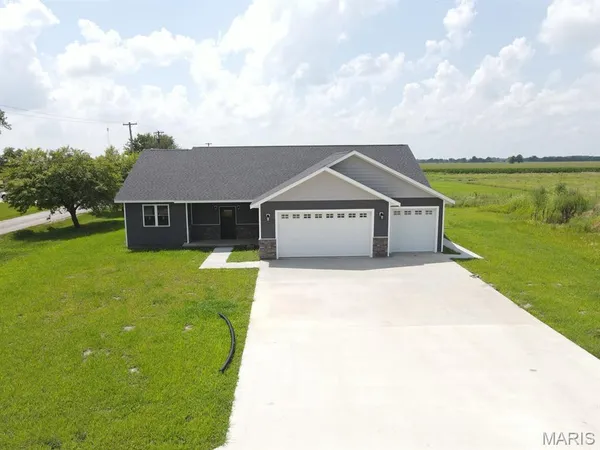 $379,000 | 410 North Sheldon Avenue, Kahoka, MO 63445