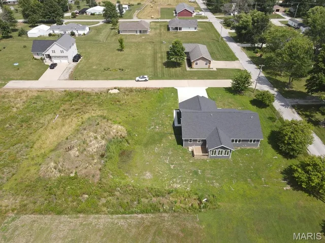 $379,000 | 410 North Sheldon Avenue, Kahoka, MO 63445