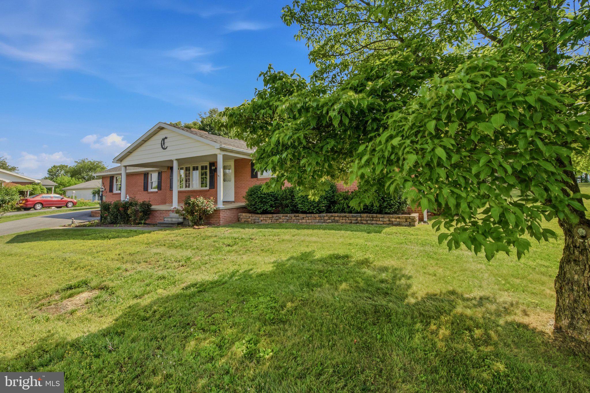 3203 Charles Town Road Kearneysville, WV 25430 - Photo 3 of 45 Landscaping is immaculate and ready for your touch