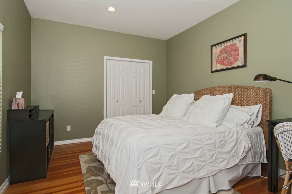 1108 North 46th Street Seattle, WA 98103 - Photo 9 of 20 Gallery Image 9