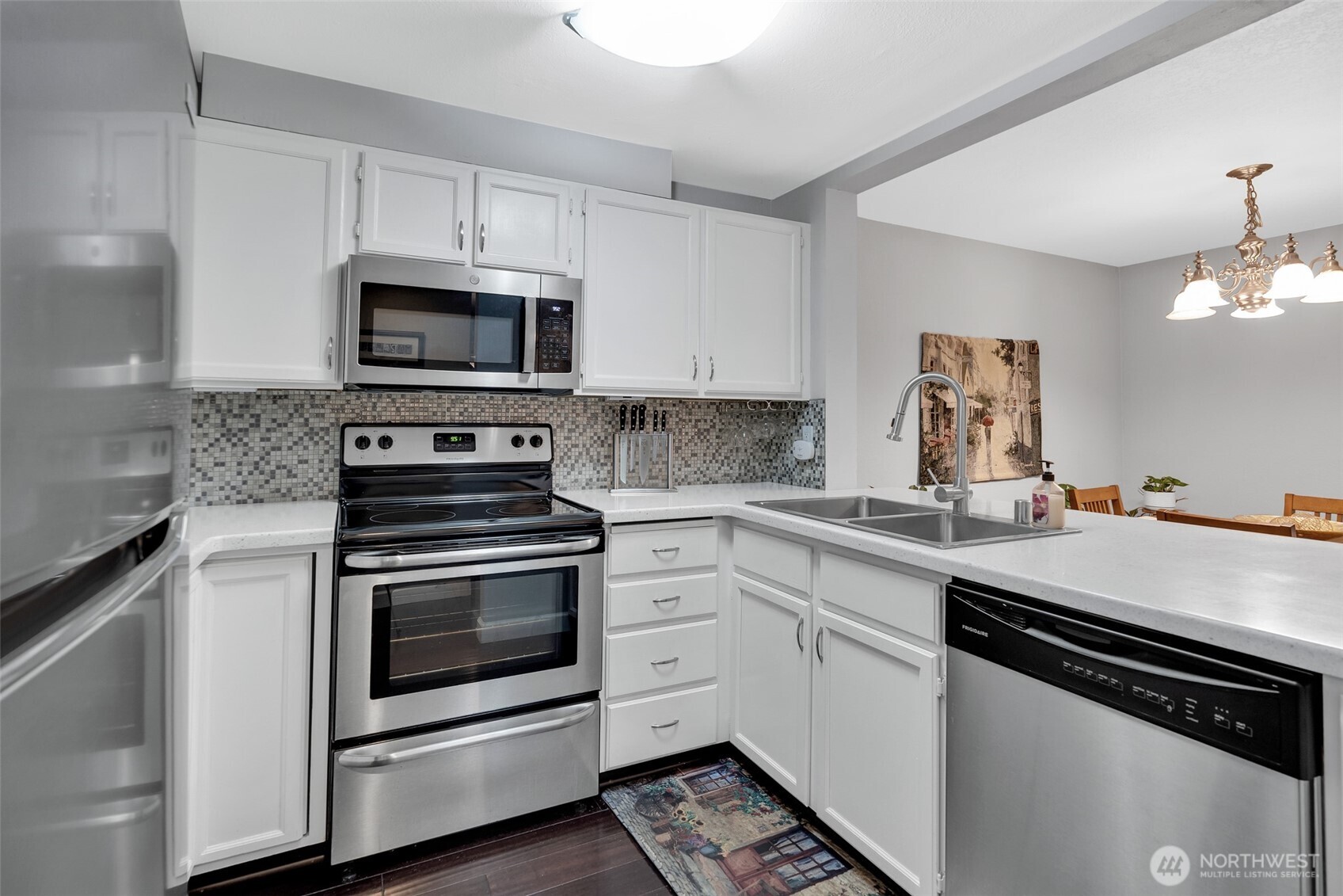 17306 119th Lane Southeast, Unit M11 Renton, WA 98058 - Photo 12 of 25