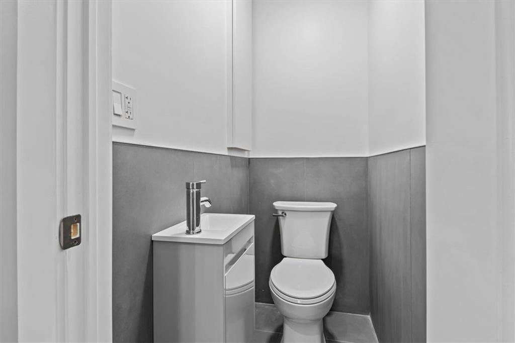 540 Argyle Road Brooklyn, NY 11230 - Photo 10 of 17 a bathroom with a toilet and a sink