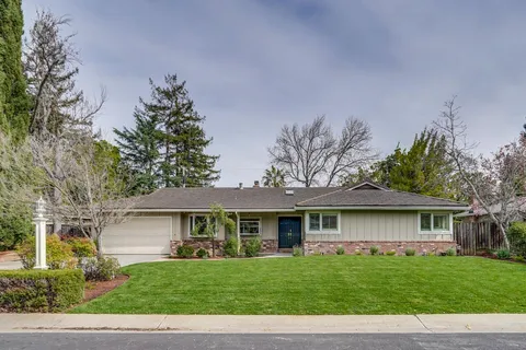 $3,498,000 | 1624 Newcastle Drive, Los Altos, CA 94024