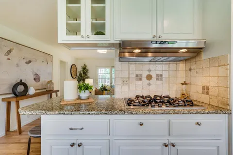 $3,498,000 | 1624 Newcastle Drive, Los Altos, CA 94024