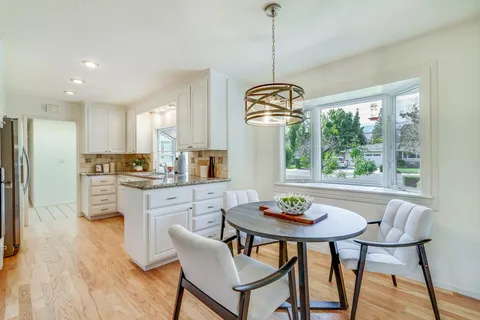 $3,498,000 | 1624 Newcastle Drive, Los Altos, CA 94024