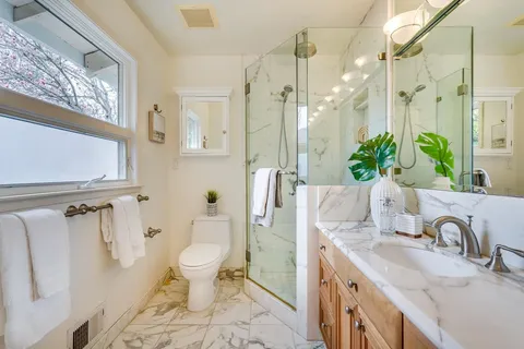 $3,498,000 | 1624 Newcastle Drive, Los Altos, CA 94024