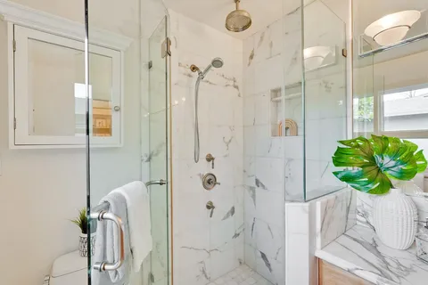 $3,498,000 | 1624 Newcastle Drive, Los Altos, CA 94024