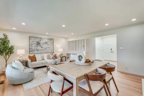 $3,498,000 | 1624 Newcastle Drive, Los Altos, CA 94024