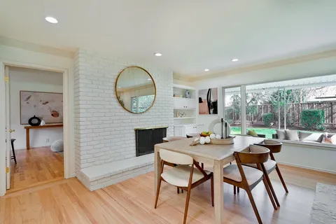 $3,498,000 | 1624 Newcastle Drive, Los Altos, CA 94024