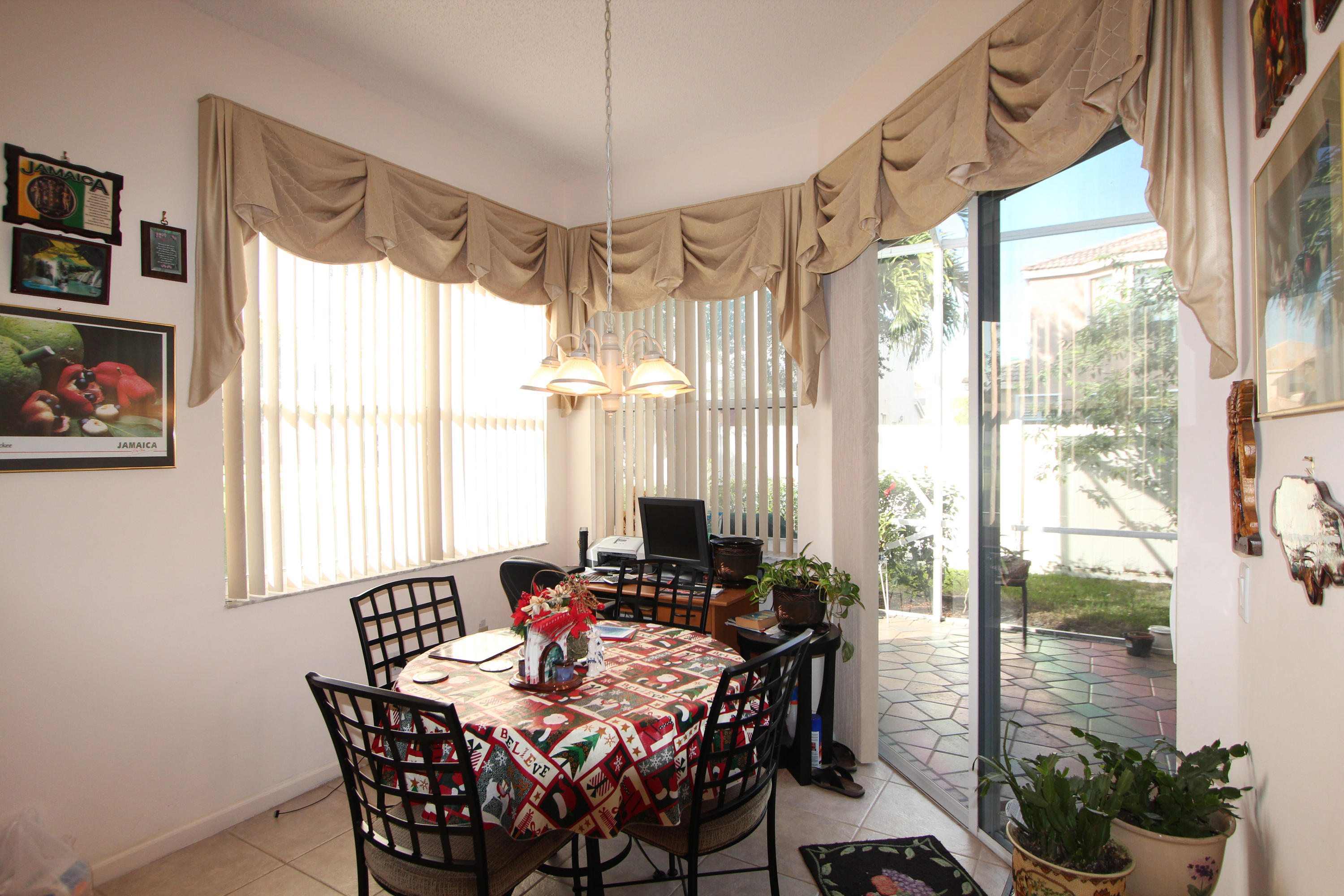 2068 Reston Circle Royal Palm Beach, FL 33411 - Photo 20 of 52 IMG_0659