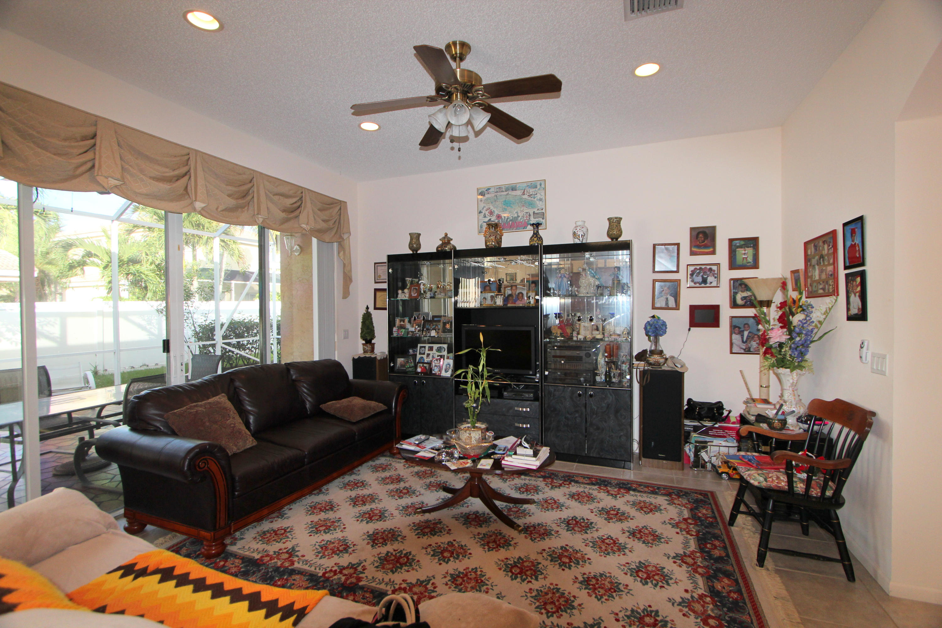 2068 Reston Circle Royal Palm Beach, FL 33411 - Photo 22 of 52 IMG_0661