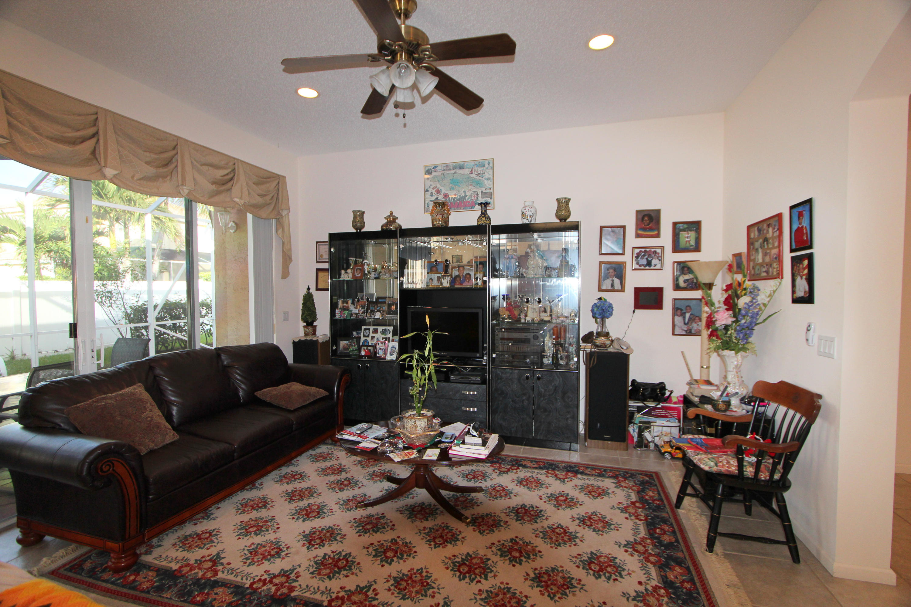 2068 Reston Circle Royal Palm Beach, FL 33411 - Photo 23 of 52 IMG_0662