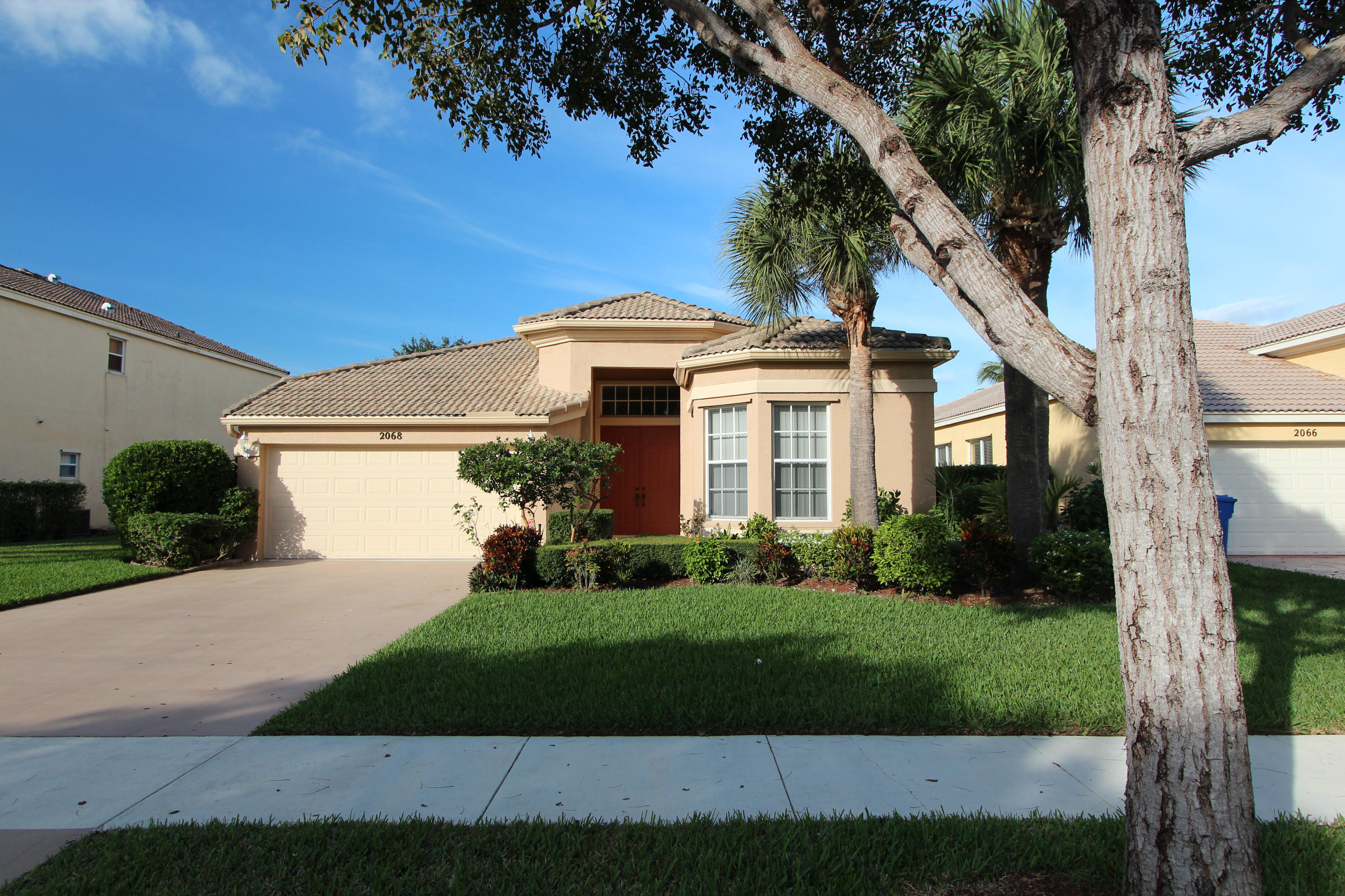 2068 Reston Circle Royal Palm Beach, FL 33411 - Photo 6 of 52 IMG_0646