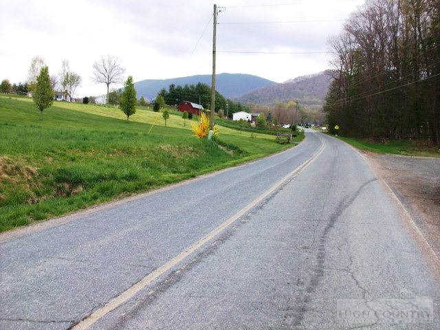 Mable School Road Zionville, NC 28698 - Photo 3 of 4 Gallery Image 3
