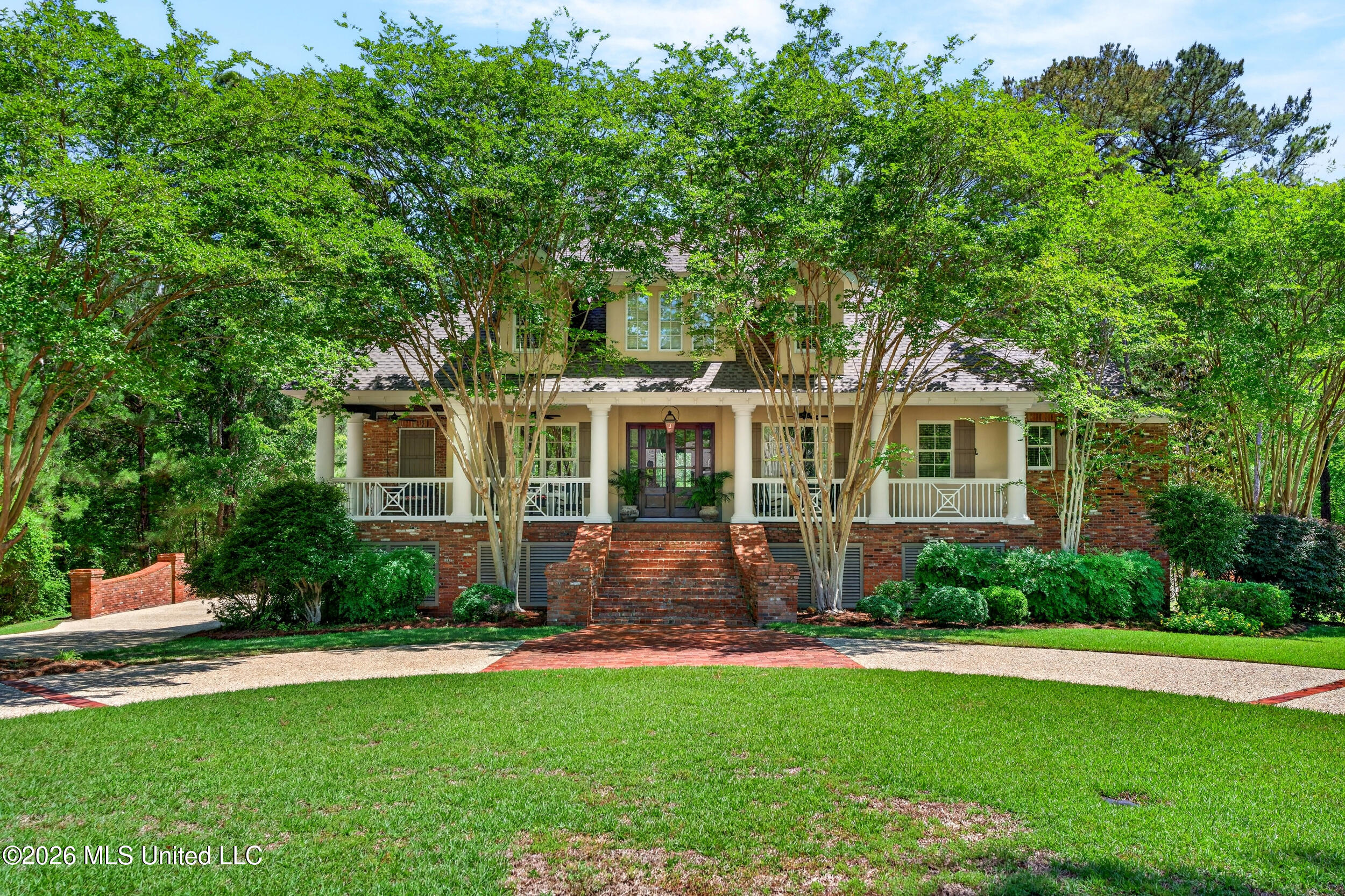 40 Marais Ridge Hattiesburg, MS 39402 - Photo 1 of 94 1_01_front