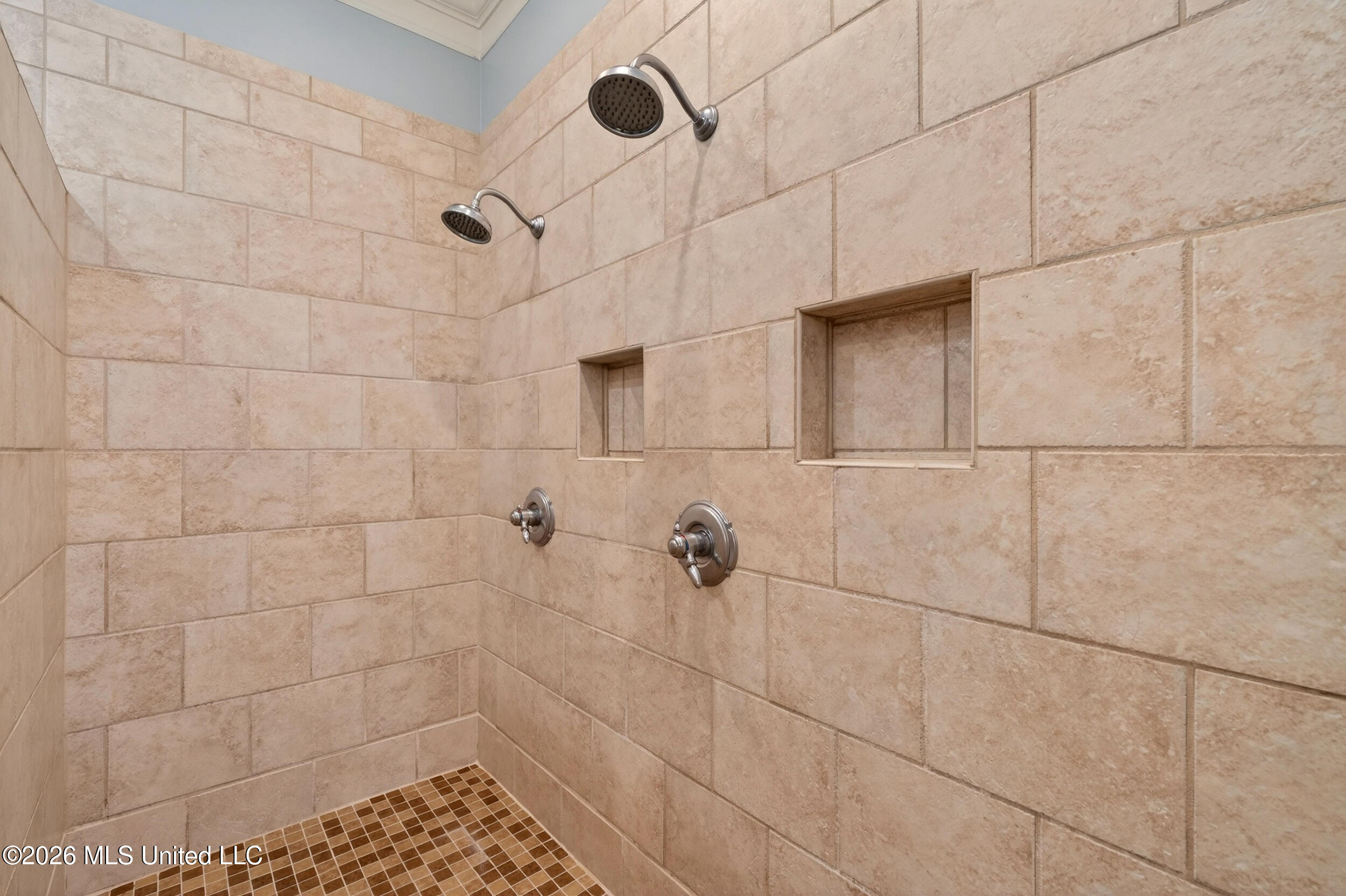 40 Marais Ridge Hattiesburg, MS 39402 - Photo 45 of 94 45_45_primaryshower