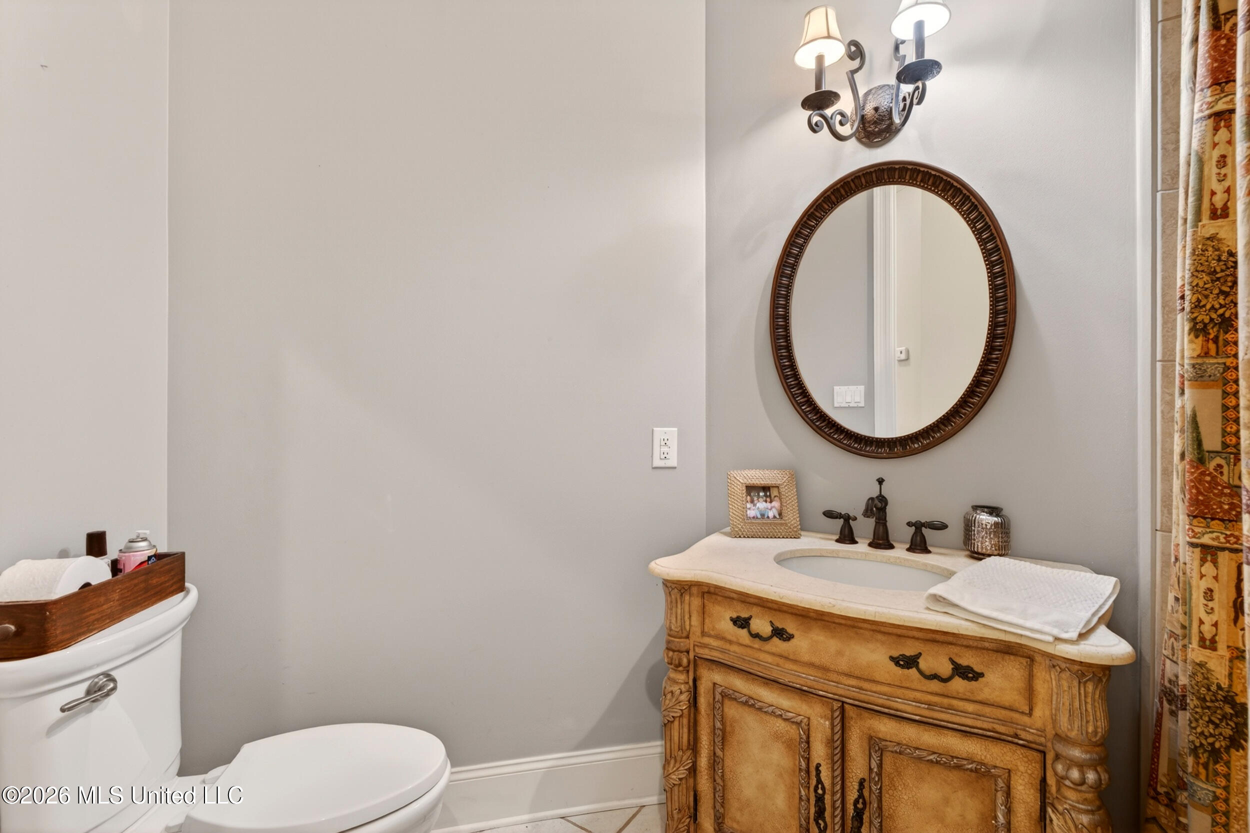 40 Marais Ridge Hattiesburg, MS 39402 - Photo 51 of 94 51_51_downstairsbathroom