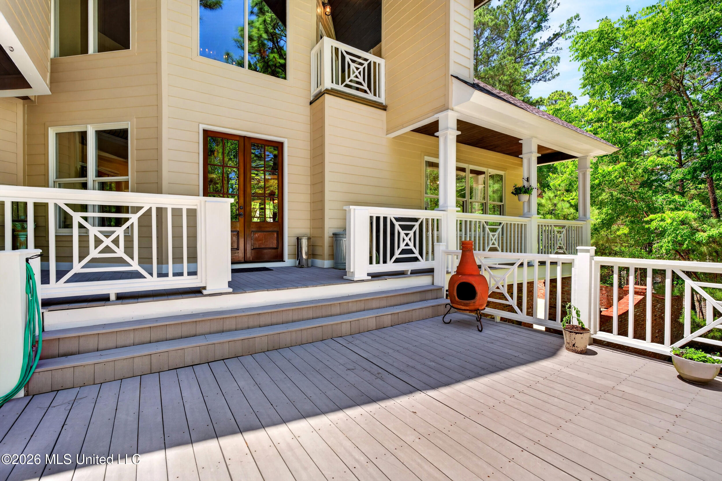 40 Marais Ridge Hattiesburg, MS 39402 - Photo 72 of 94 72_72_backdeck