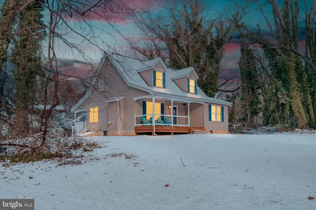 $399,900 | 302 Cecil Avenue, Earleville, MD 21919