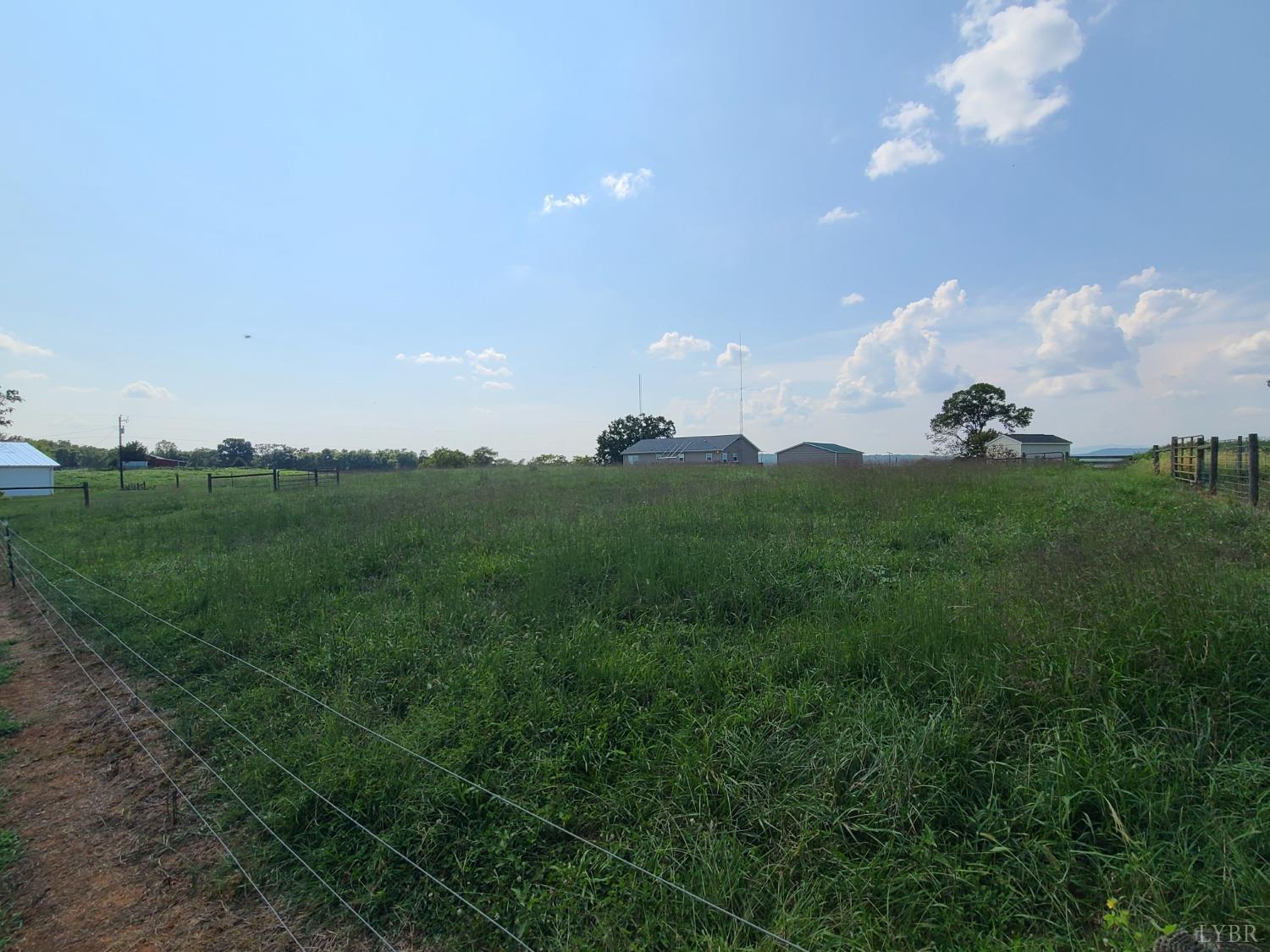 175 Trinity Road Concord, VA 24538 - Photo 6 of 15 a view of a city