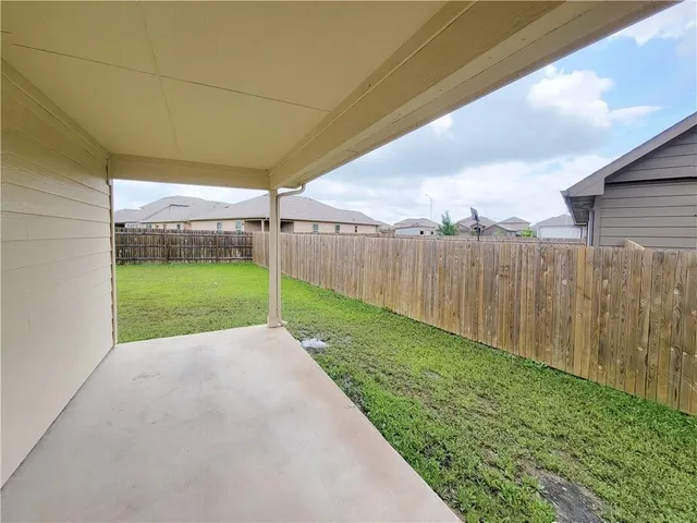 $1,800 | 11924 Riparian Road, Manor, TX 78653