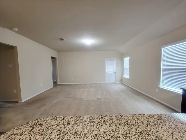 $1,800 | 11924 Riparian Road, Manor, TX 78653