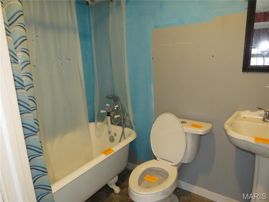 750 Watson Road Sullivan, MO 63080 - Photo 8 of 16