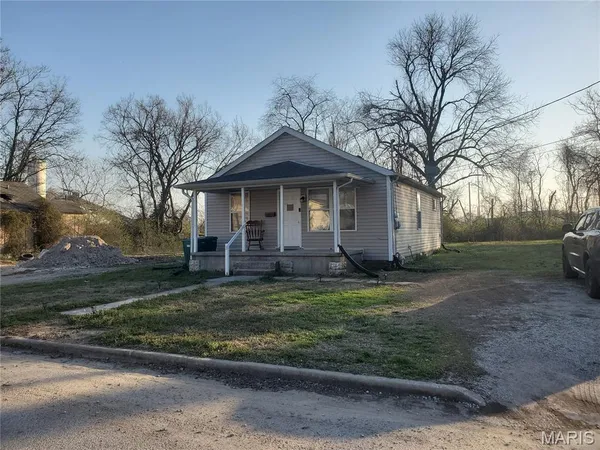 $107,500 | 546 Mildred Avenue, Cahokia, IL 62206