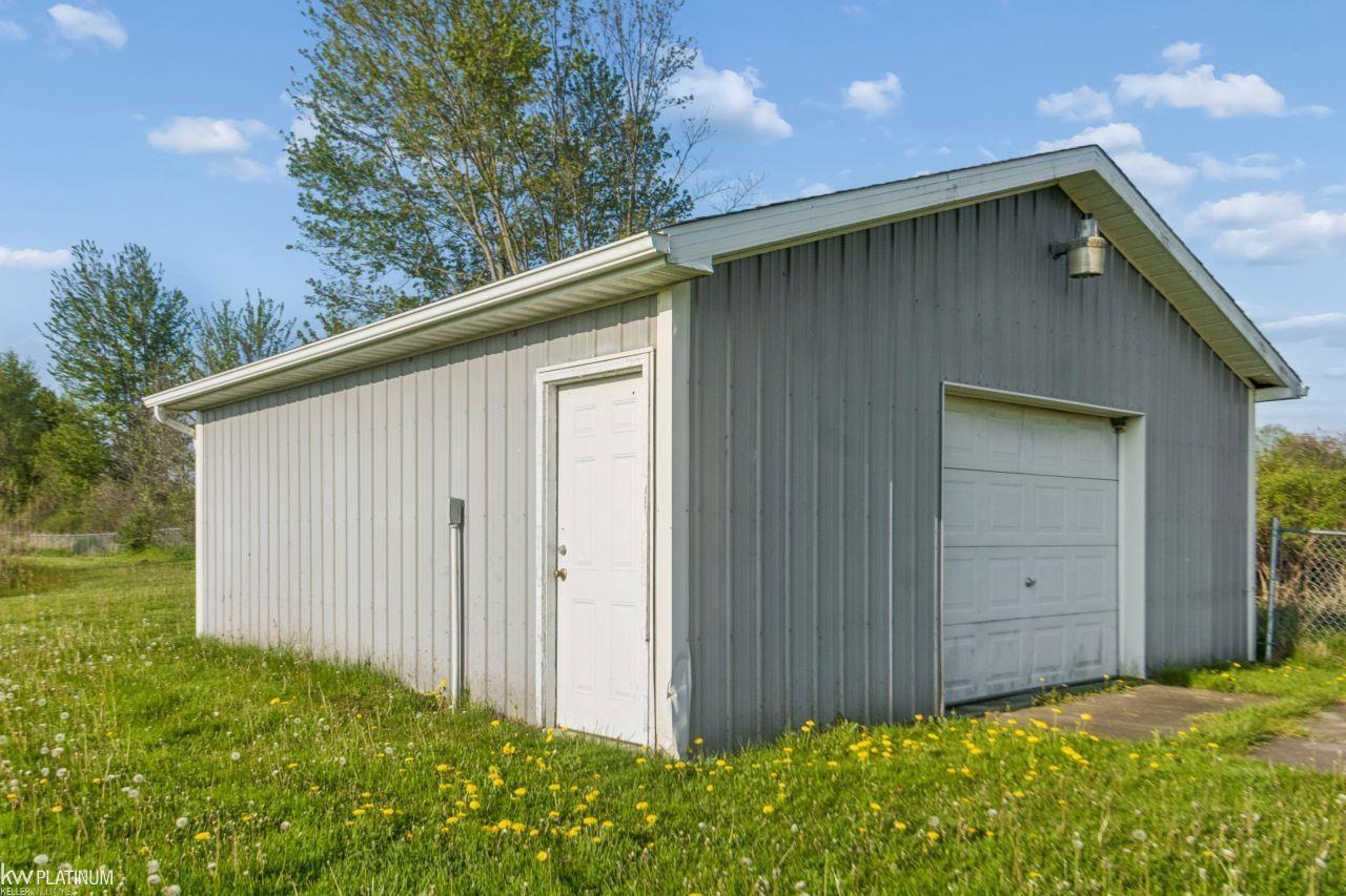 13201 Speaker Road Yale, MI 48097 - Photo 18 of 57