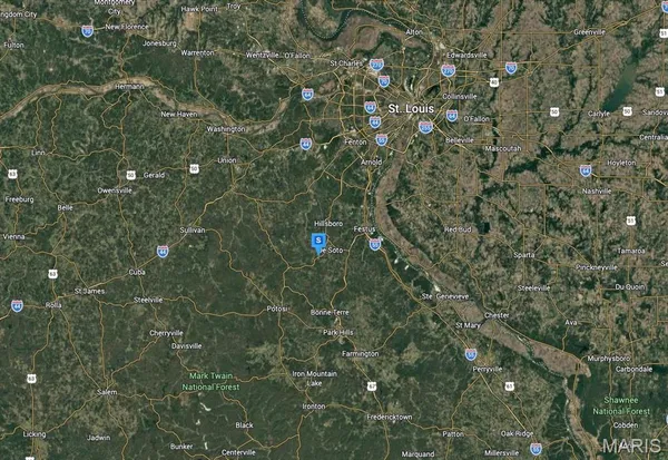 $42,999 | 13821 Vineland Road, De Soto, MO 63020