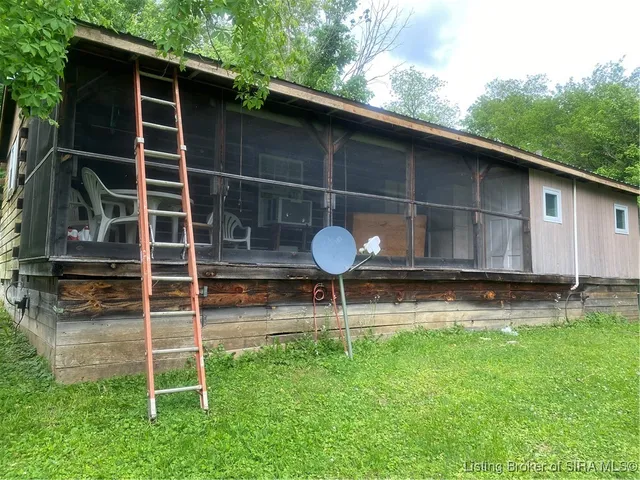 $94,500 | 305 Court Street, Leavenworth, IN 47137