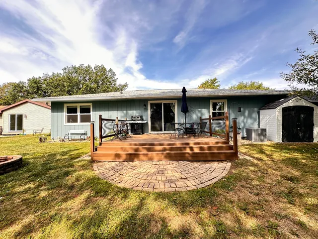 $274,900 | 2006 Park Ridge Drive, Urbana, IL 61802