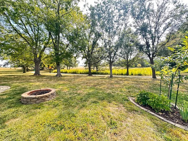 $274,900 | 2006 Park Ridge Drive, Urbana, IL 61802