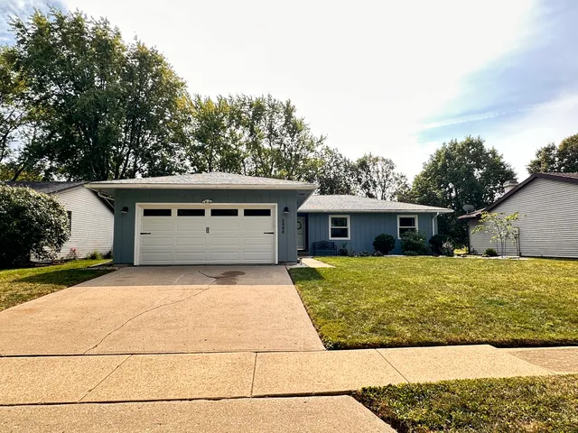 $274,900 | 2006 Park Ridge Drive, Urbana, IL 61802