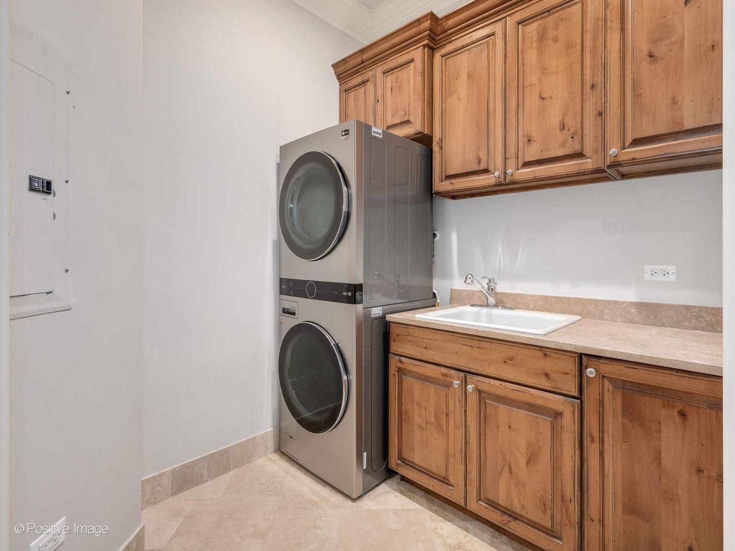 909 Cleveland Road Hinsdale, IL 60521 - Photo 42 of 80 Gallery Image 42