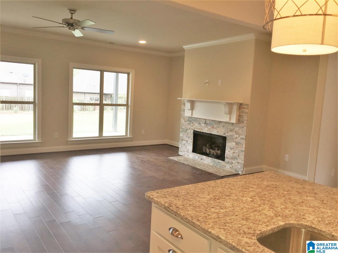 341 Strathaven Circle Pelham, AL 35124 - Photo 11 of 34