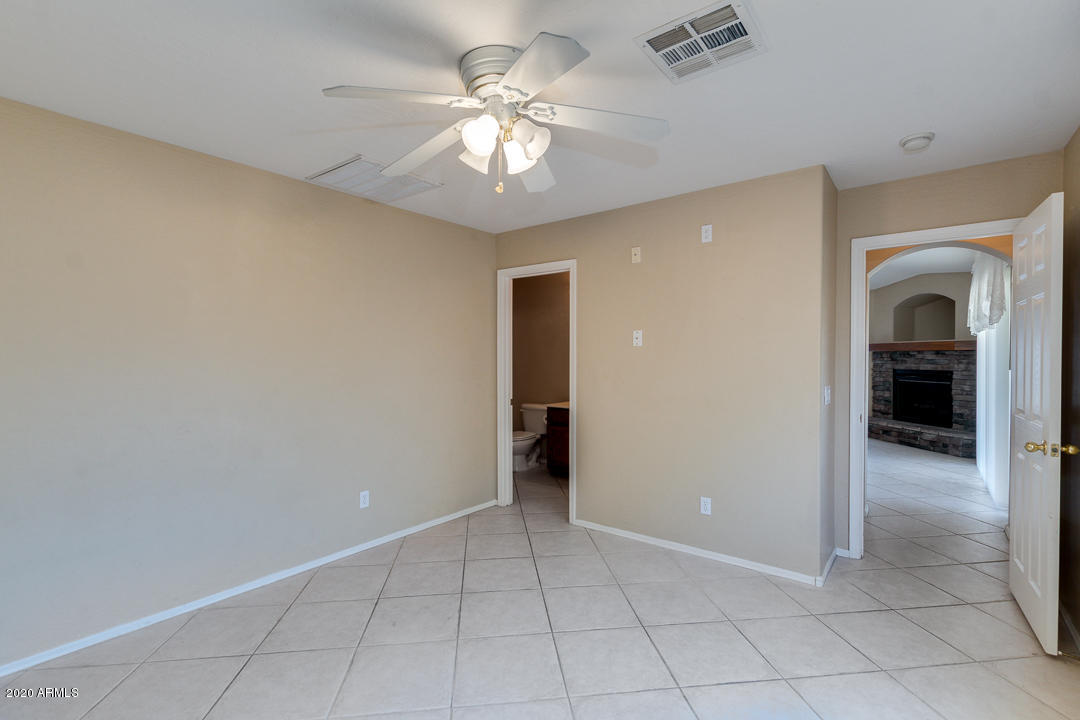 15054 West Wethersfield Road Surprise, AZ 85379 - Photo 13 of 27 13-Wethersfield