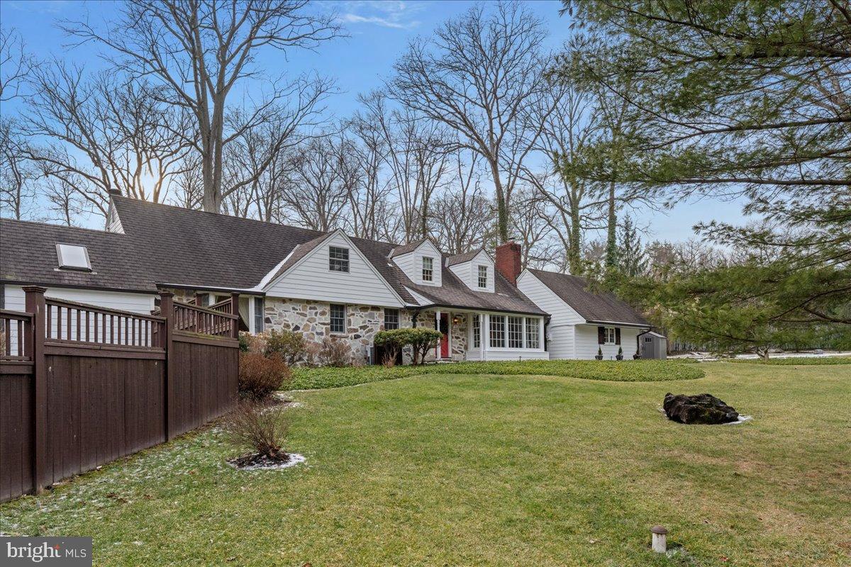 186 Lambert Drive Princeton, NJ 08540 - Photo 4 of 59 Fenced back yard