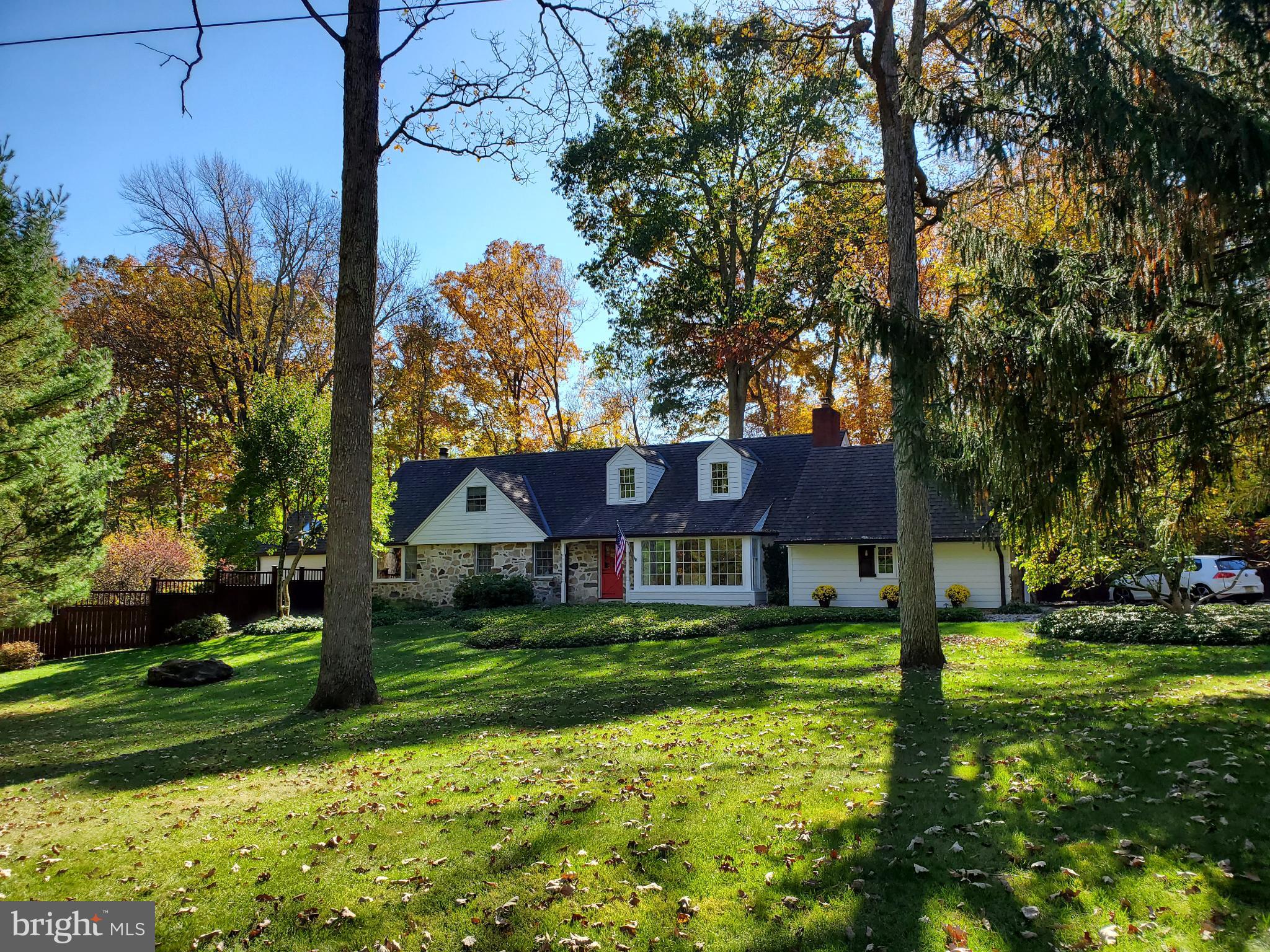 186 Lambert Drive Princeton, NJ 08540 - Photo 6 of 59 A view in the summer