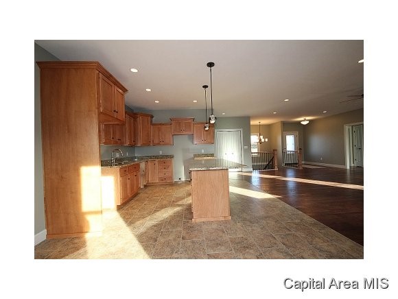 2001 West Rd Drive Springfield, IL 62711 - Photo 9 of 24