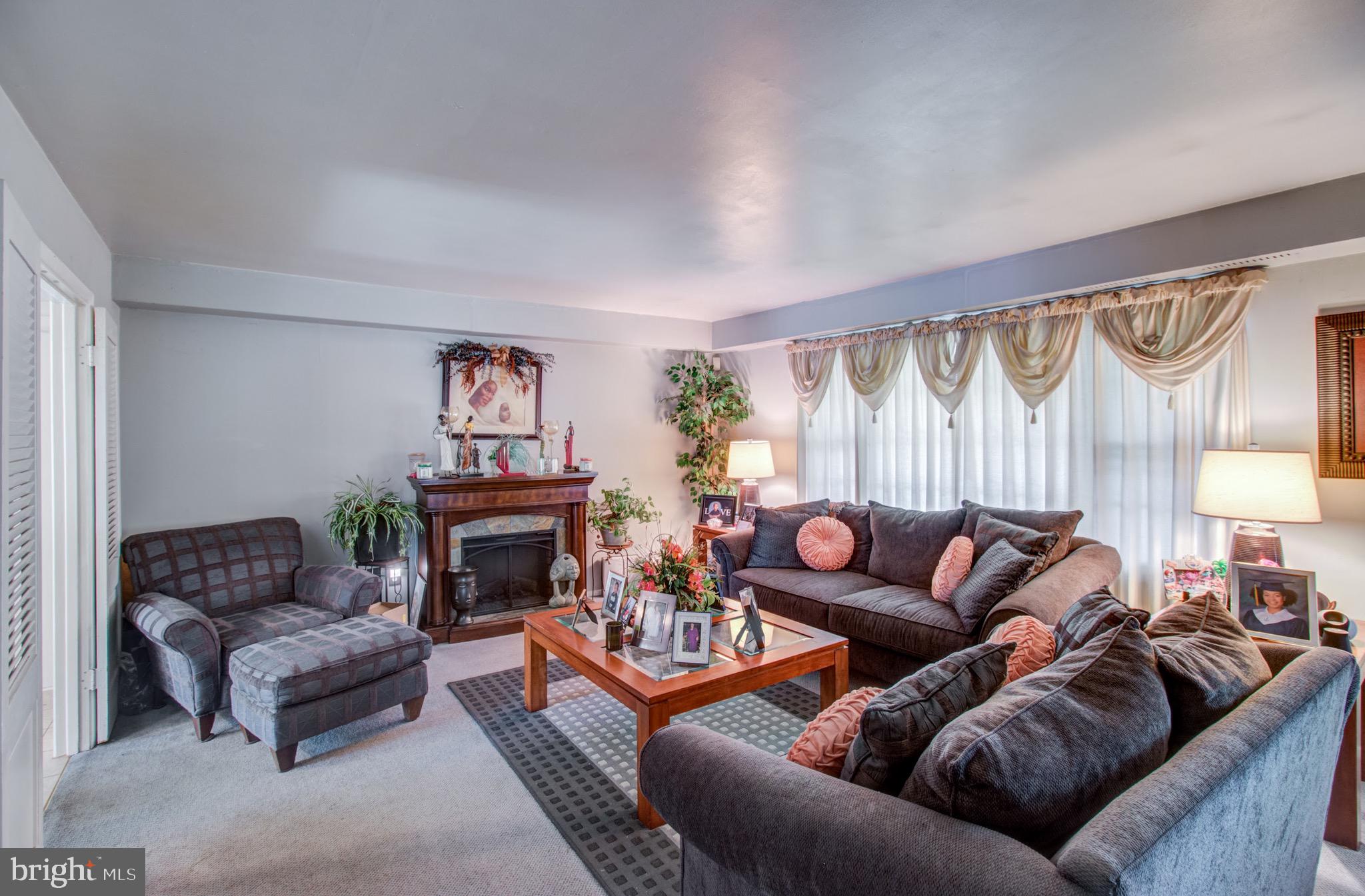 15 Helm Turn Willingboro, NJ 08046 - Photo 3 of 24