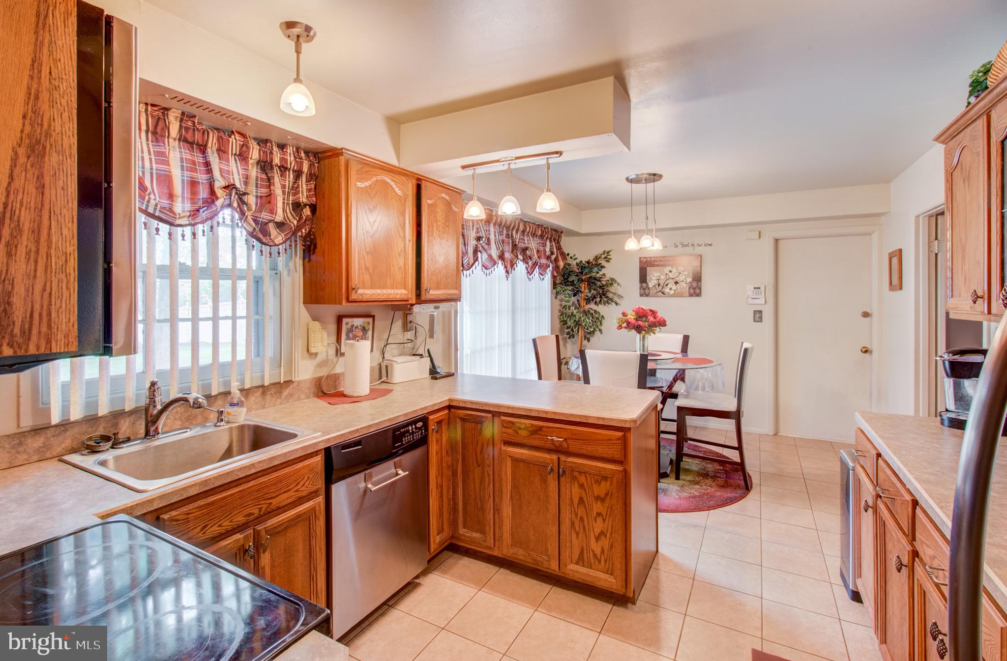 15 Helm Turn Willingboro, NJ 08046 - Photo 7 of 24