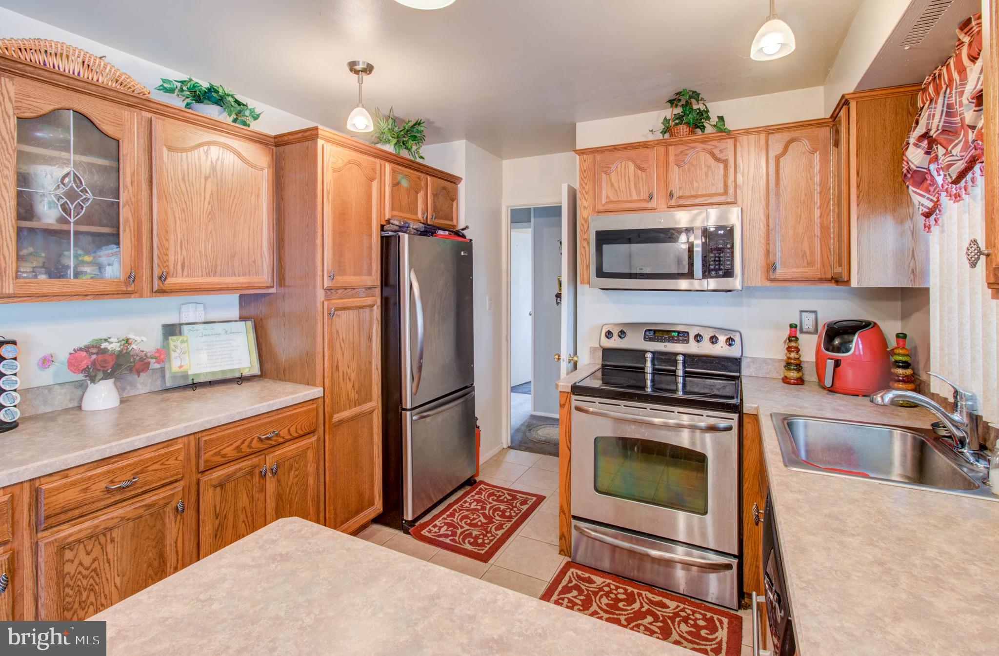 15 Helm Turn Willingboro, NJ 08046 - Photo 8 of 24