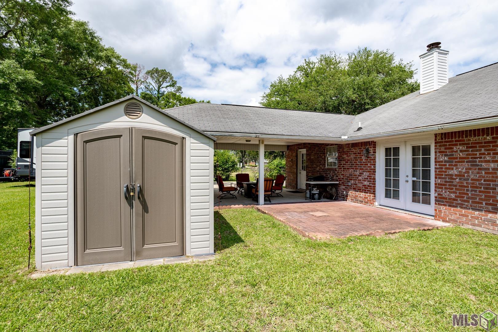 9028 Hill Drive Baton Rouge, LA 70809 - Photo 4 of 19