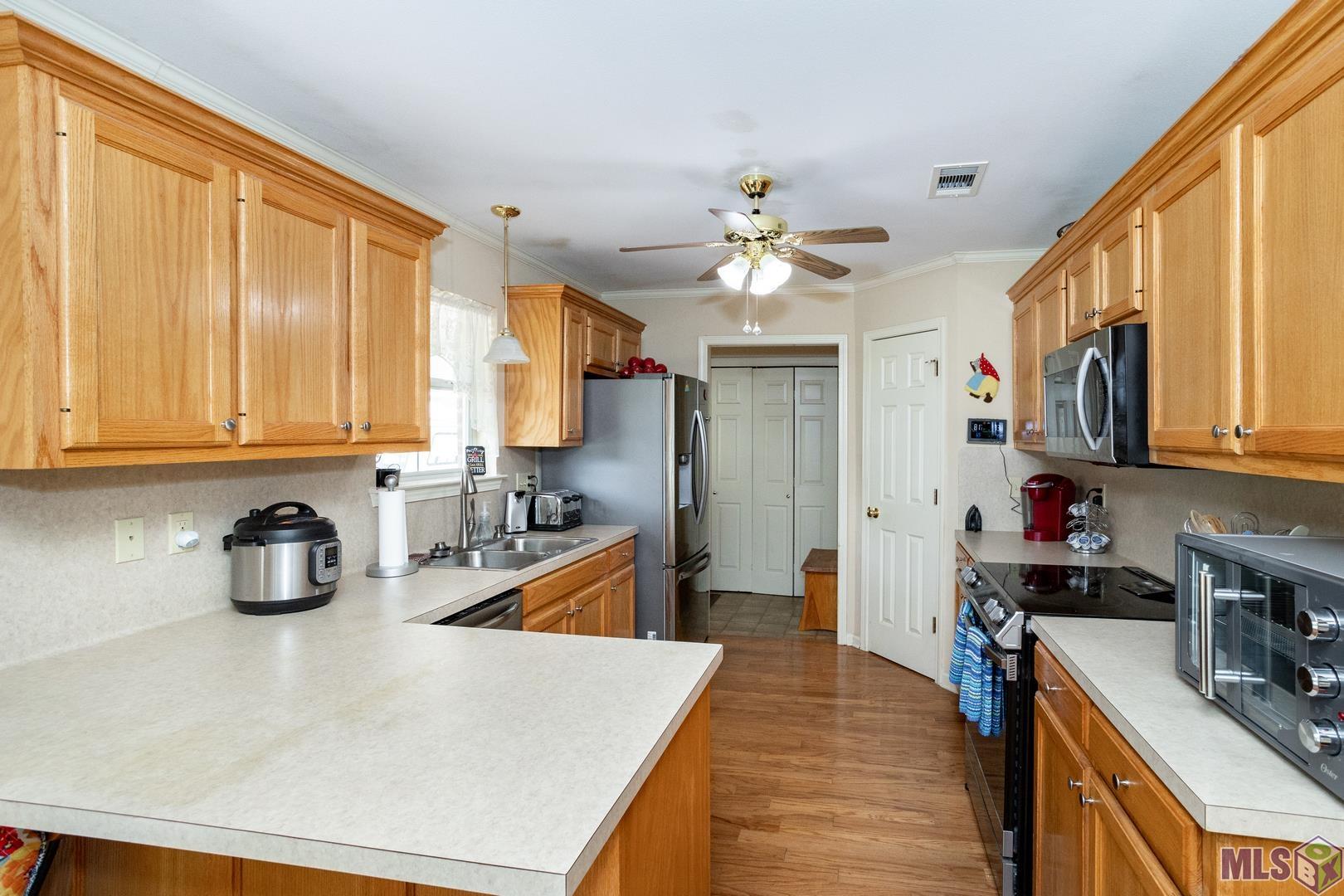 9028 Hill Drive Baton Rouge, LA 70809 - Photo 8 of 19