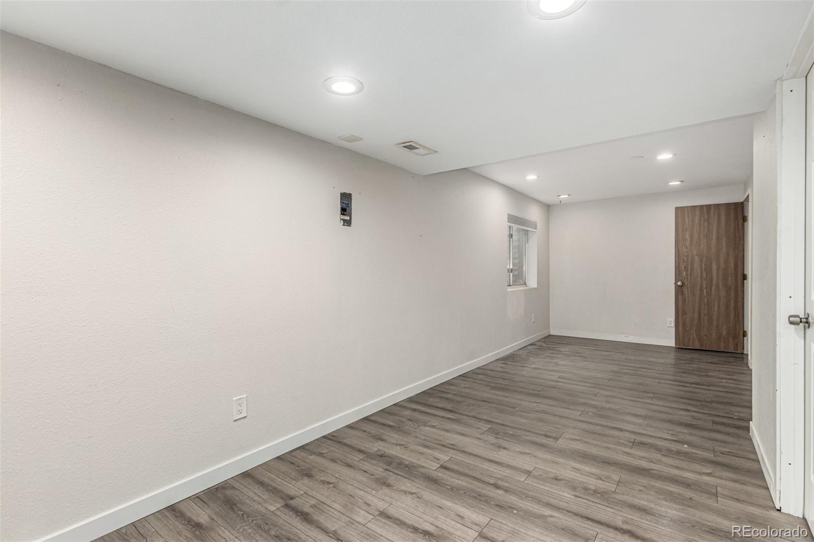 3623 West Rosewalk Circle Highlands Ranch, CO 80129 - Photo 36 of 44 a view of an empty room