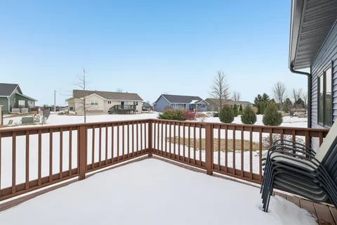 $549,000 | 6 North Windmill Ridge Road, Evansville, WI 53536