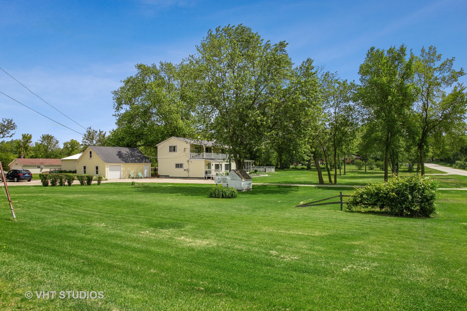 6N021 Virginia Road Keeneyville, IL 60172 - Photo 2 of 20 Gallery Image 2